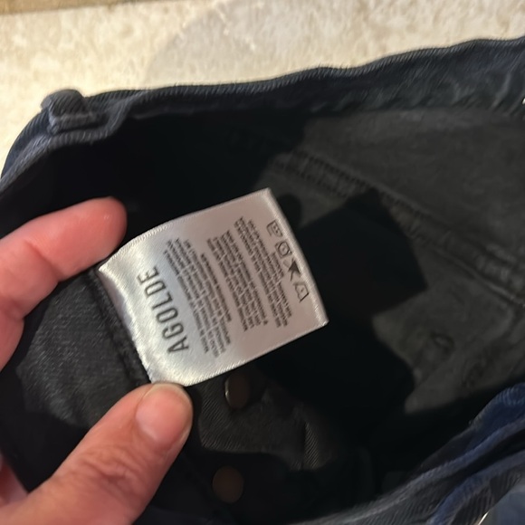 AGOLDE Toni Mid-Rise Slim Straight Jeans 26 Washed Black - Picture 4 of 9